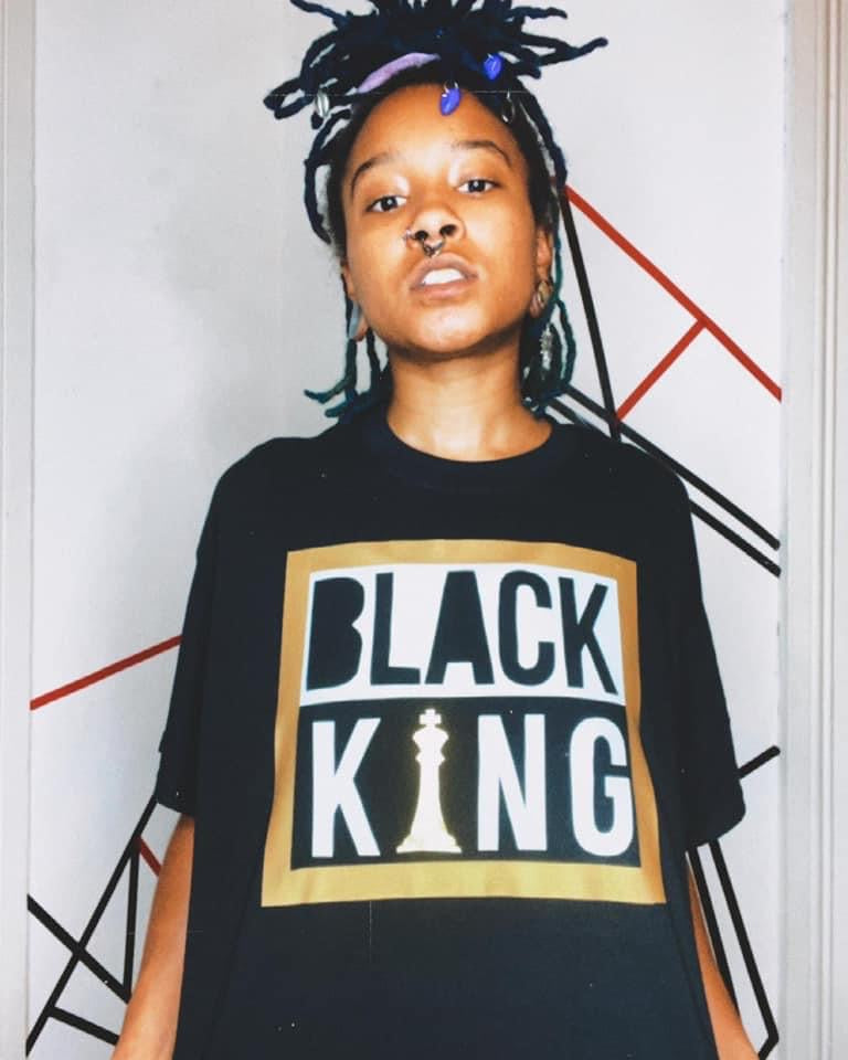 Black King T