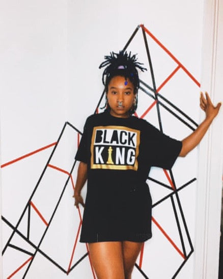 Black King T