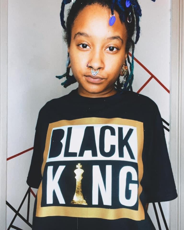 Black King T