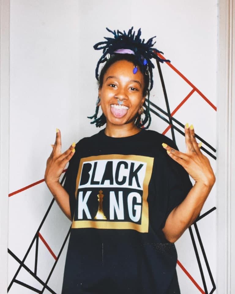 Black King T